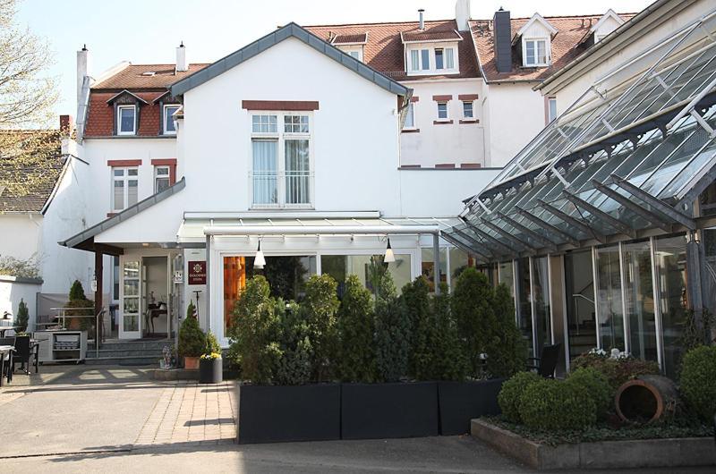 Hotel Goldener Stern St. Ingbert Eksteriør billede