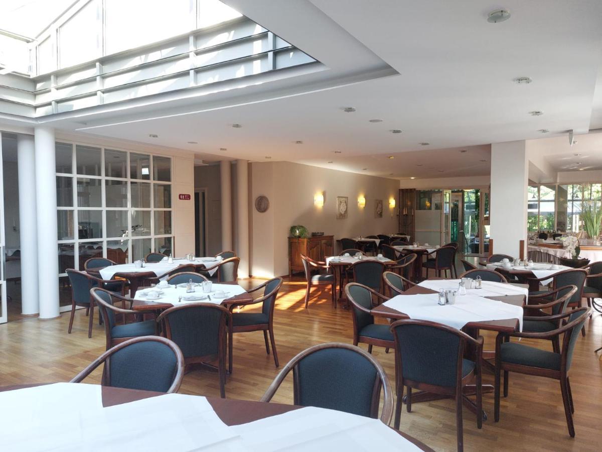 Hotel Goldener Stern St. Ingbert Eksteriør billede