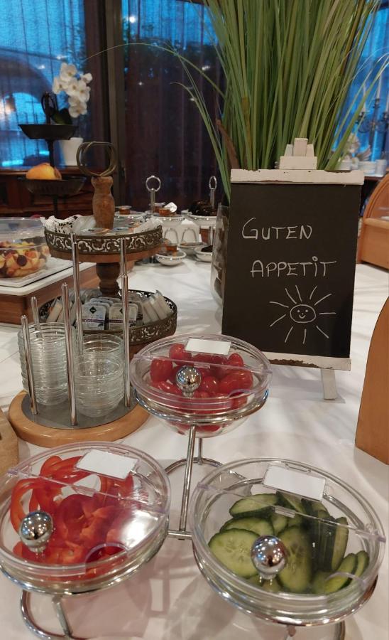 Hotel Goldener Stern St. Ingbert Eksteriør billede